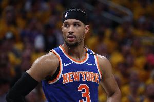 乐鱼体育-美媒：快船可考虑交易来约什-哈特 他防守好&amp;能填补老将阵容空缺