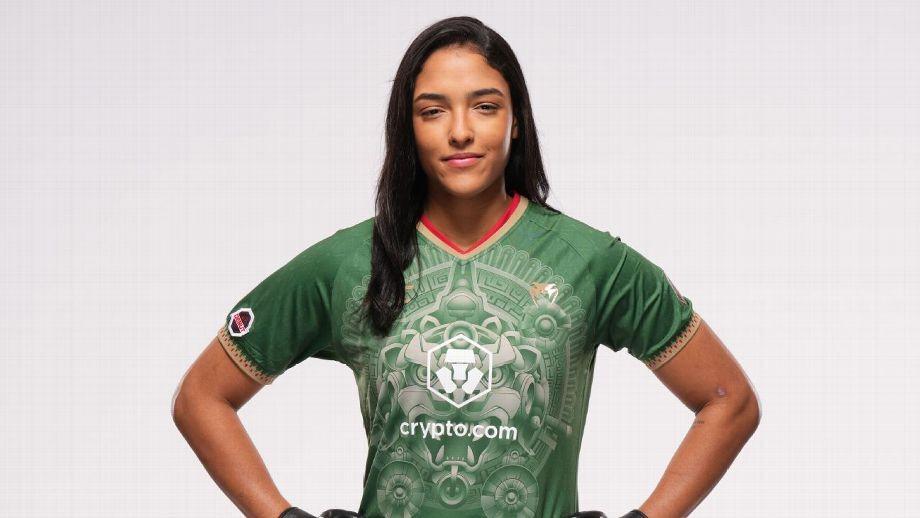 乐鱼-19岁爱丽丝-佩雷拉将迎来UFC首秀，三年前才接触格斗训练